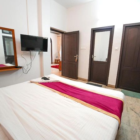 Pop Tavern Kovalam Beach Villa By Voye Homes Dış mekan fotoğraf