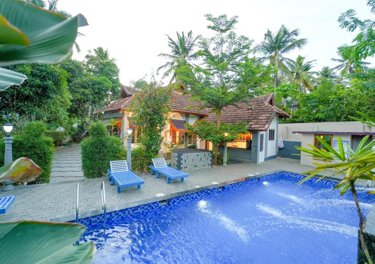 Pop Tavern Kovalam Beach Villa By Voye Homes Dış mekan fotoğraf
