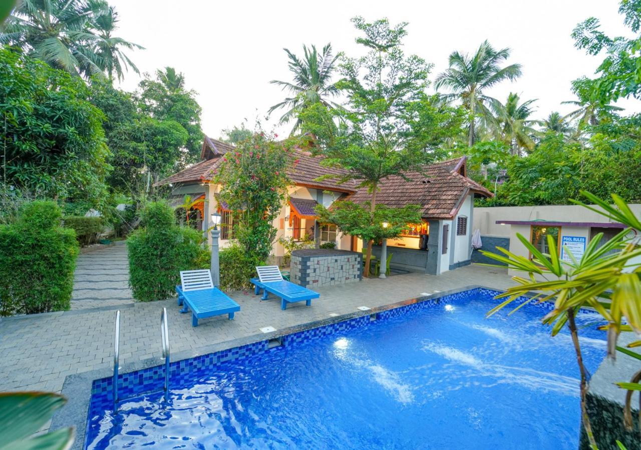 Pop Tavern Kovalam Beach Villa By Voye Homes Dış mekan fotoğraf