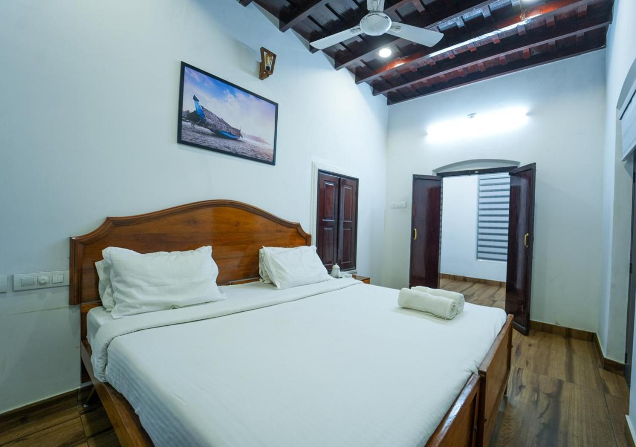 Pop Tavern Kovalam Beach Villa By Voye Homes Dış mekan fotoğraf