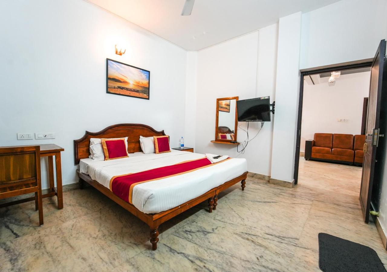 Pop Tavern Kovalam Beach Villa By Voye Homes Dış mekan fotoğraf